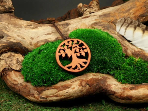 Handgeschnitzter Lebensbaum Kette • Yggdrasil Lebensbaum Anhänger als Schmuck mit Bedeutung